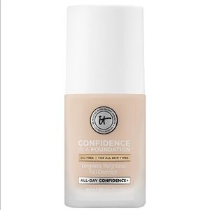 It Cosmetics Light Ivory Foundation